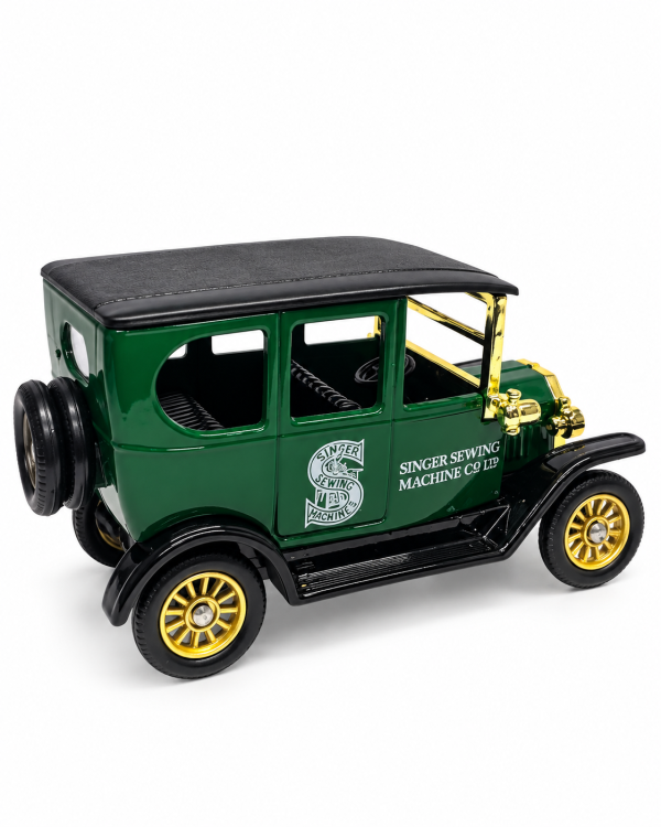 ChatGPT Image Sep 19, 2026, 12_32_14 PM Lledo Days Gone DG 6-8-33 1920 Ford Model T Van – Made in England-1:64 Scale